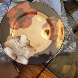 Pfaltzgraff painted poppies set of 4 salad plates  - never used